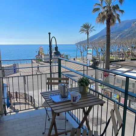 La Casa Lungo Il Mare 公寓
